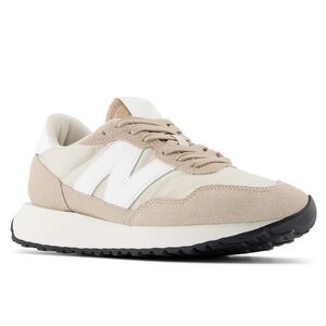 New Balance 237, Size 8, Practically New!